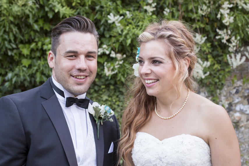 Swan at Streatley wedding photographer